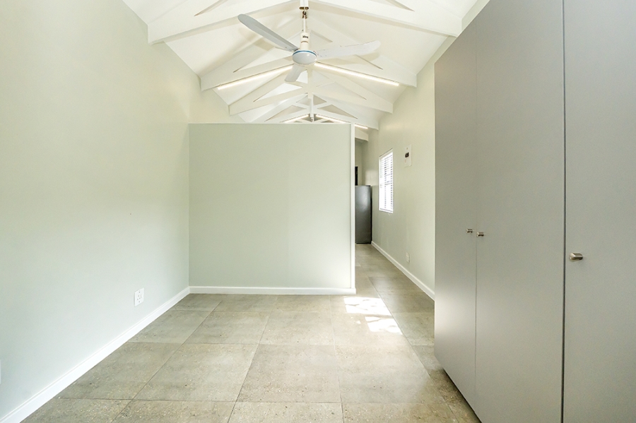 To Let 1 Bedroom Property for Rent in Pinelands Western Cape